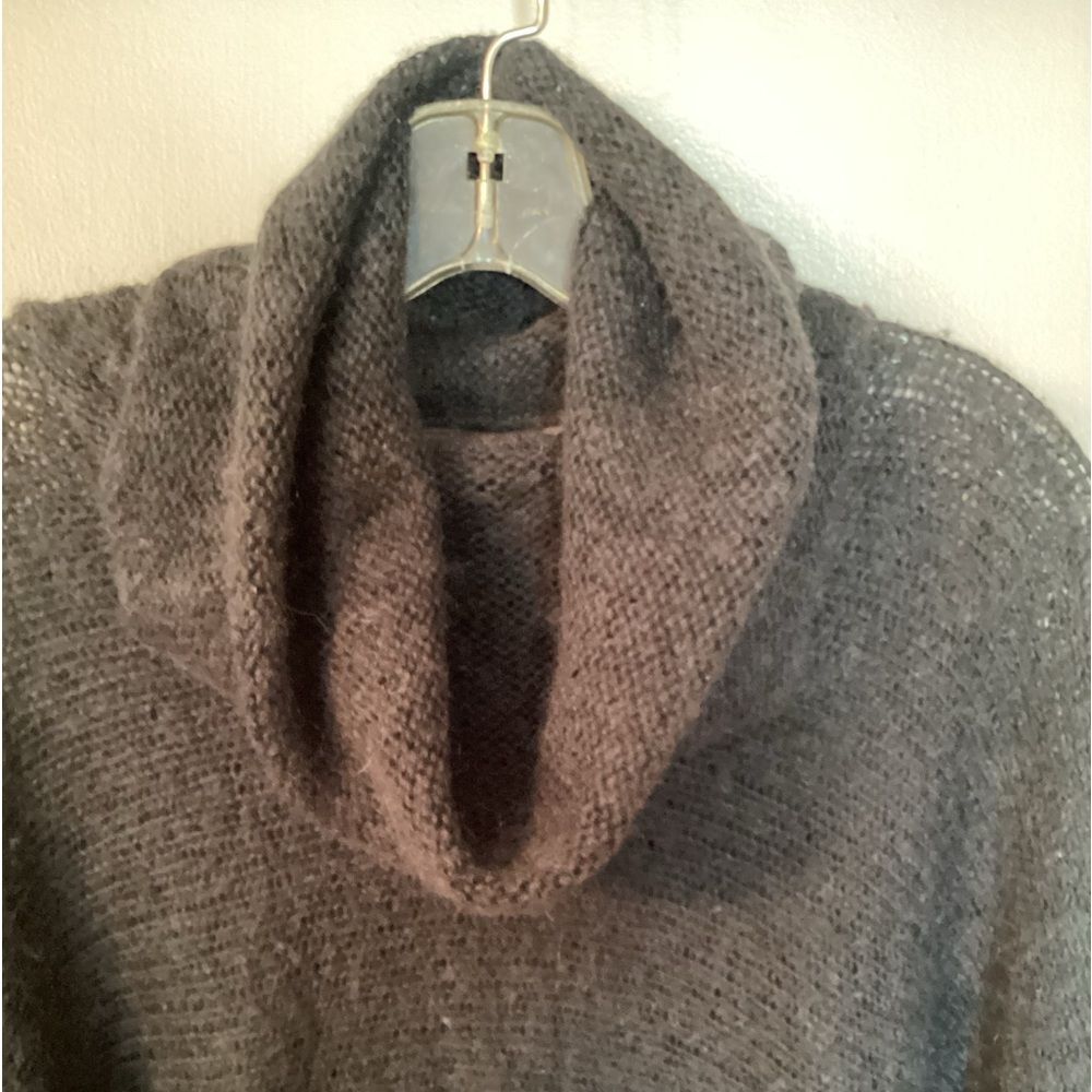 WOODEN SHIPS SIZE M/L BLACK MOHAIR WOOL COWL NECK PONCHO SWEATER - Picture 4 of 7